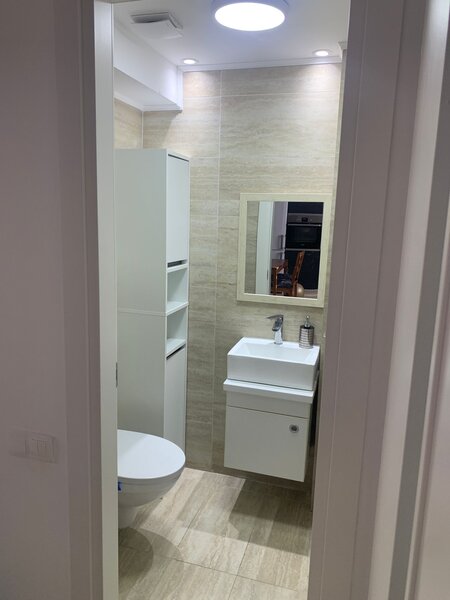 Cosmopolis vila 4 cam. 3 bai, 142 mp, curte 200 mp